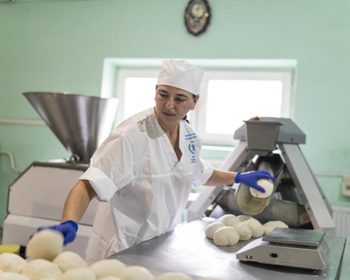 Baking bread to feed Ukraine