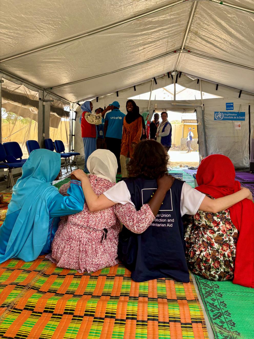 The Commissioner spoke with Amani, Fatma and other Sudanese women and girls who witnessed the horrors of war—rape, torture, suffering, and death. She listened to them and reaffirmed the EU’s commitment to keep supporting the people displaced by the conflict in Sudan.